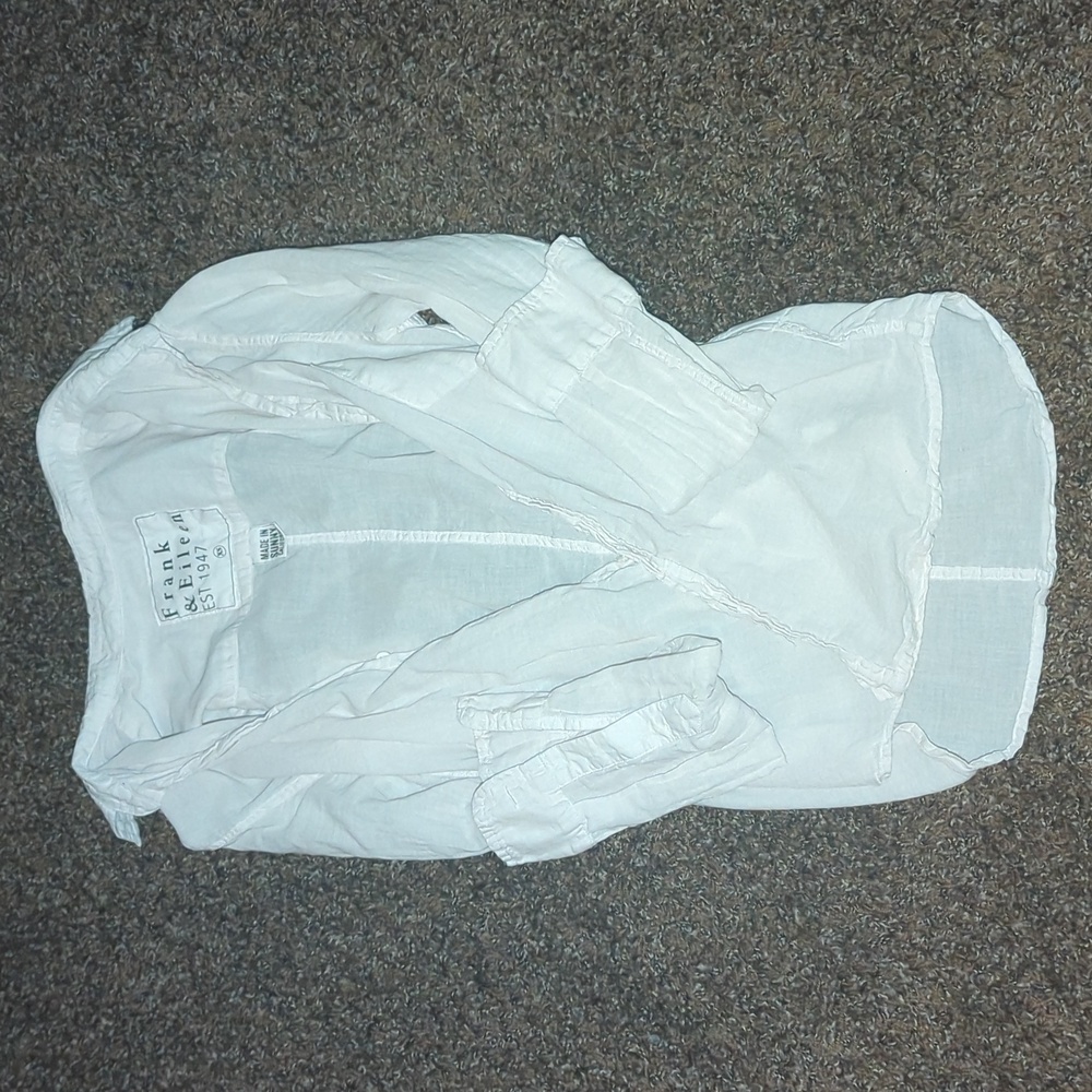 Frank & Eileen White Button-Up Shirt
